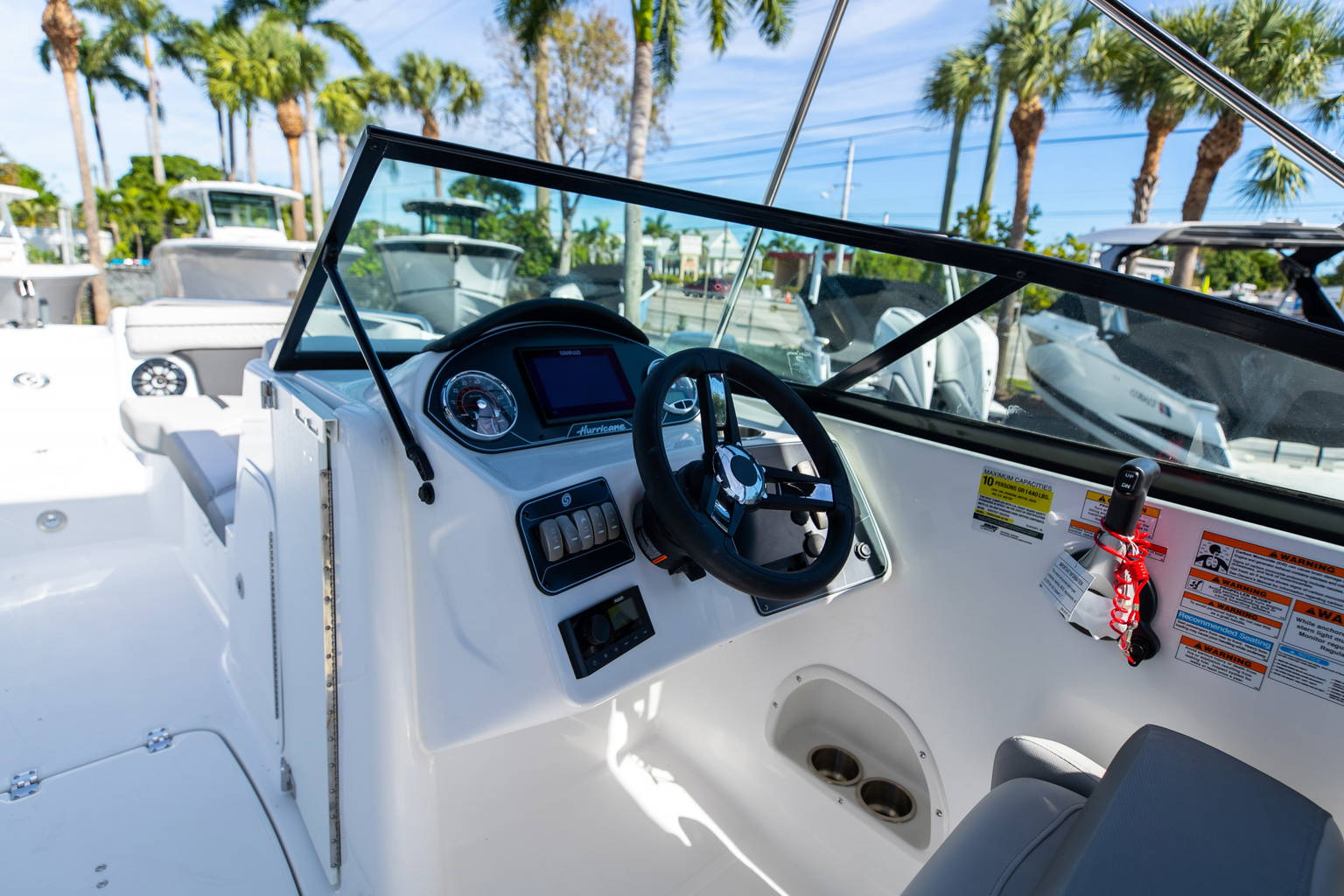 New 2023 Hurricane SunDeck 2200 OB #0863 image 17