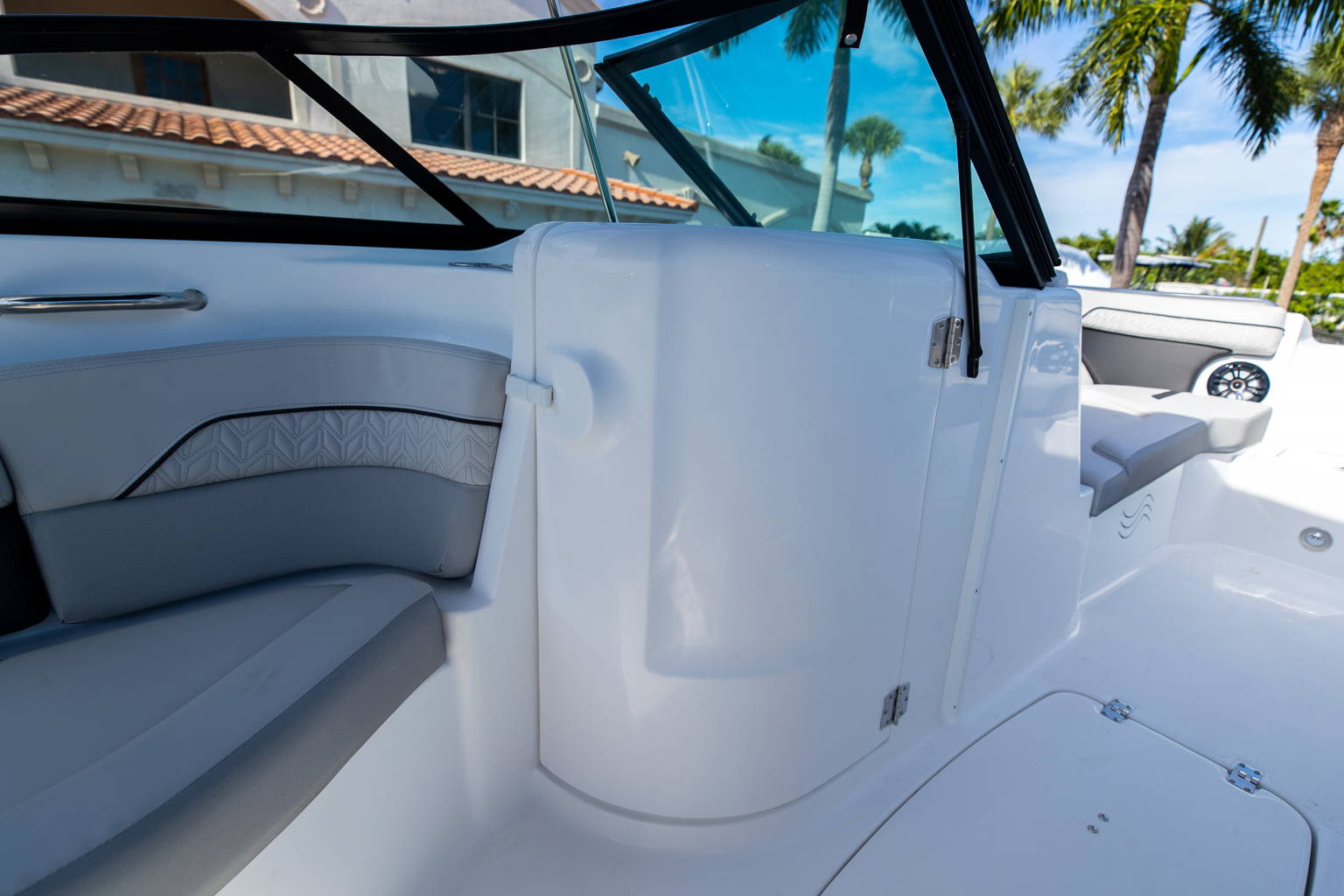 New 2023 Hurricane SunDeck 2200 OB #0863 image 21