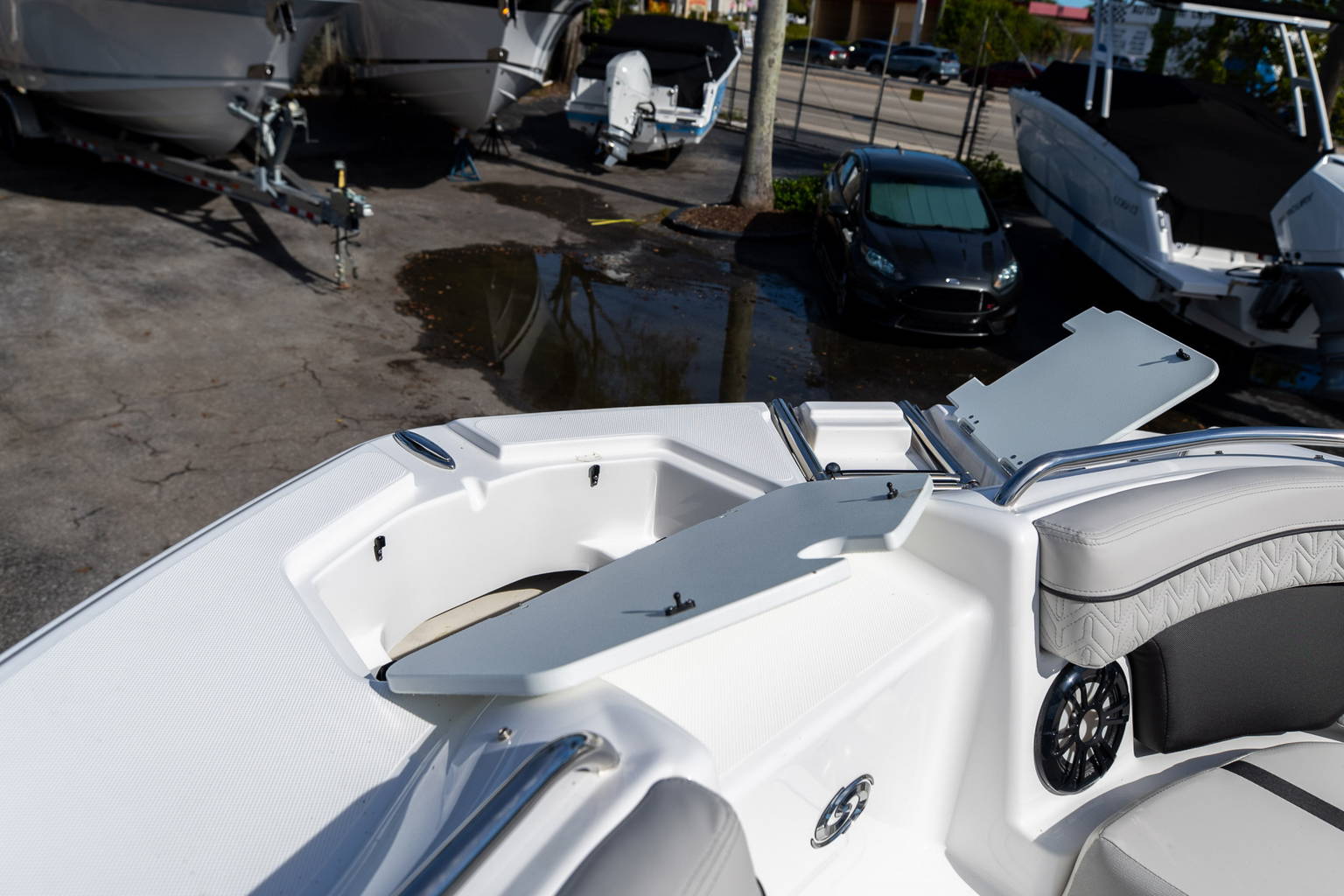 New 2023 Hurricane SunDeck 2200 OB #0863 image 32