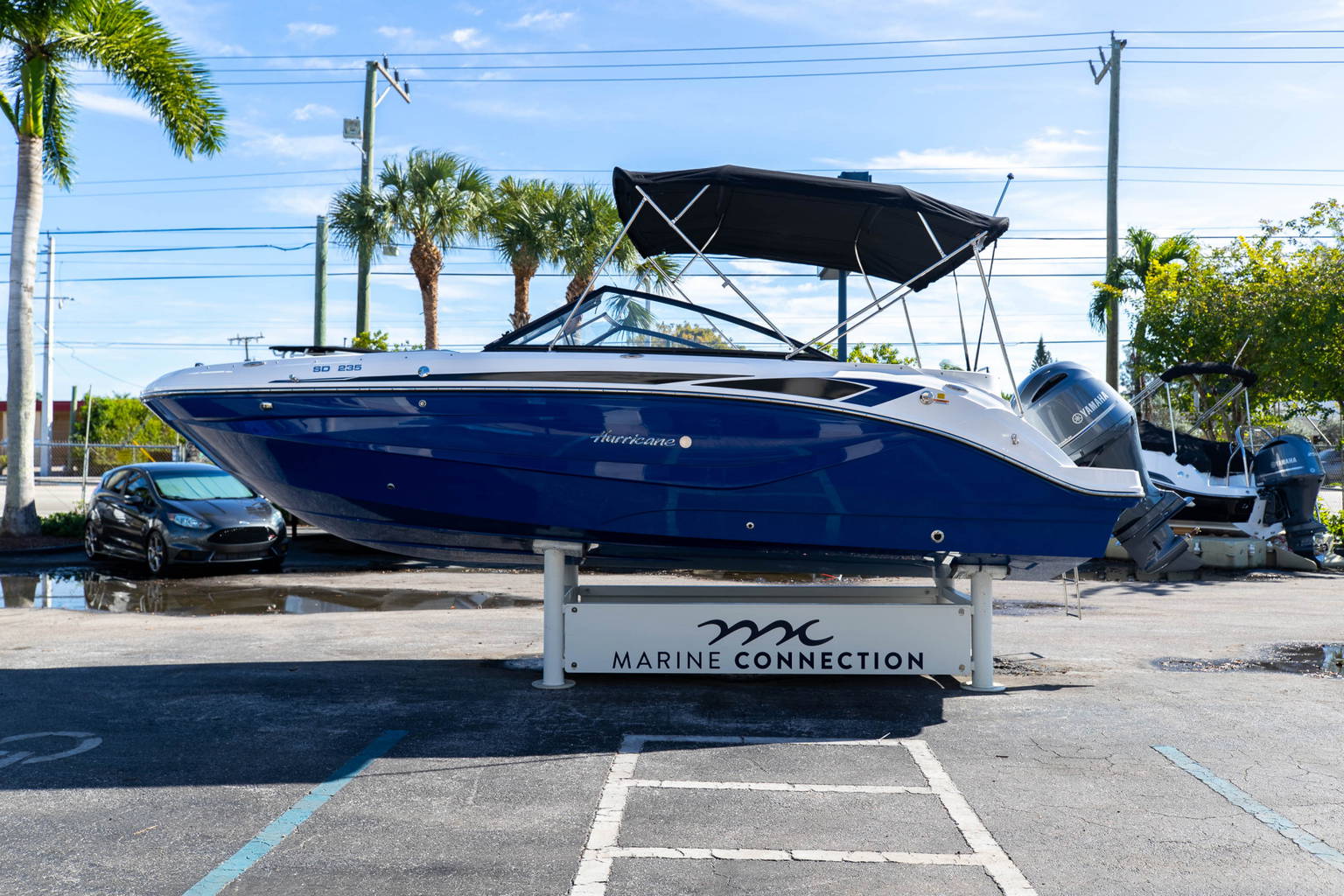 New 2023 Hurricane SunDeck 235 OB #0505 image 6