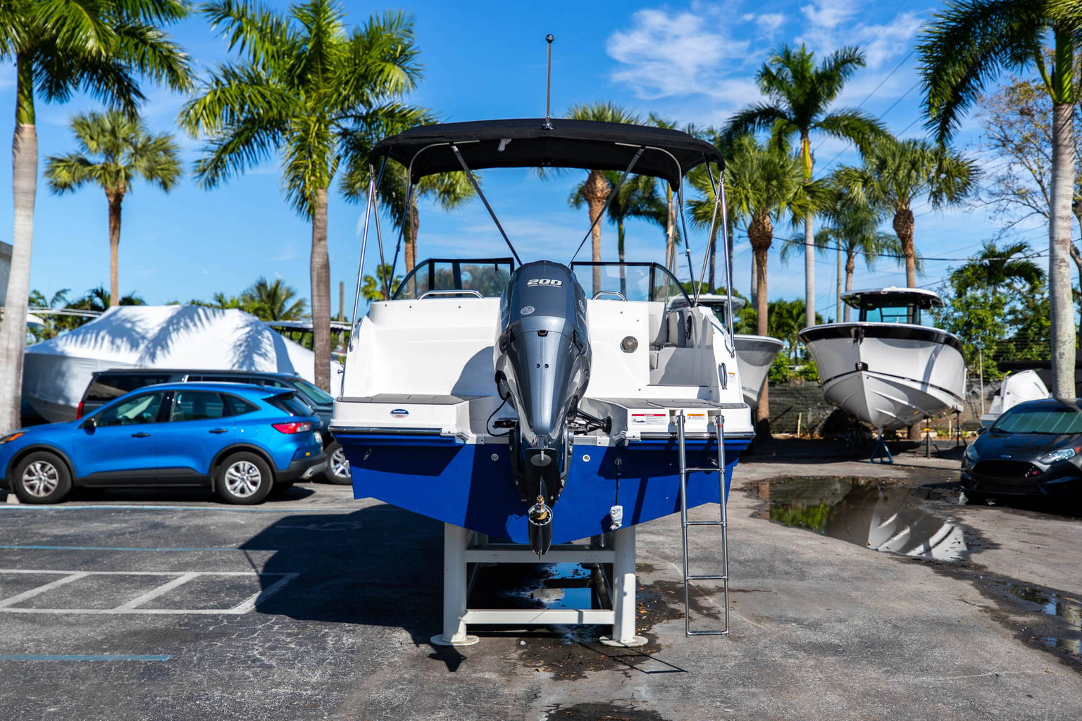 New 2023 Hurricane SunDeck 235 OB #0505 image 8
