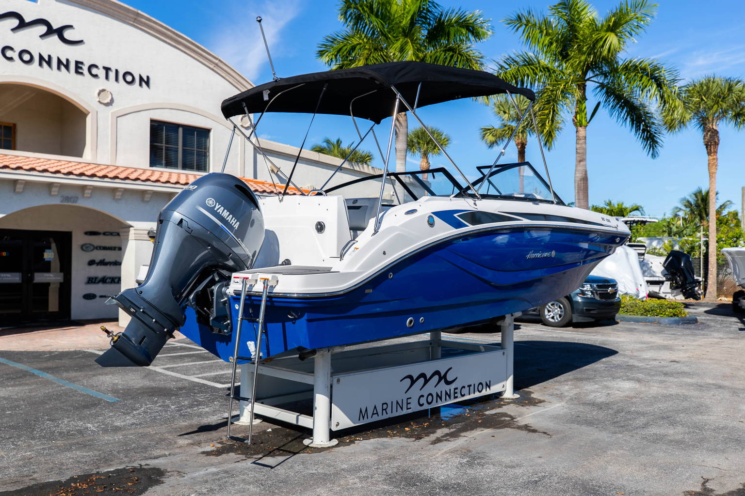 New 2023 Hurricane SunDeck 235 OB #0505 image 9