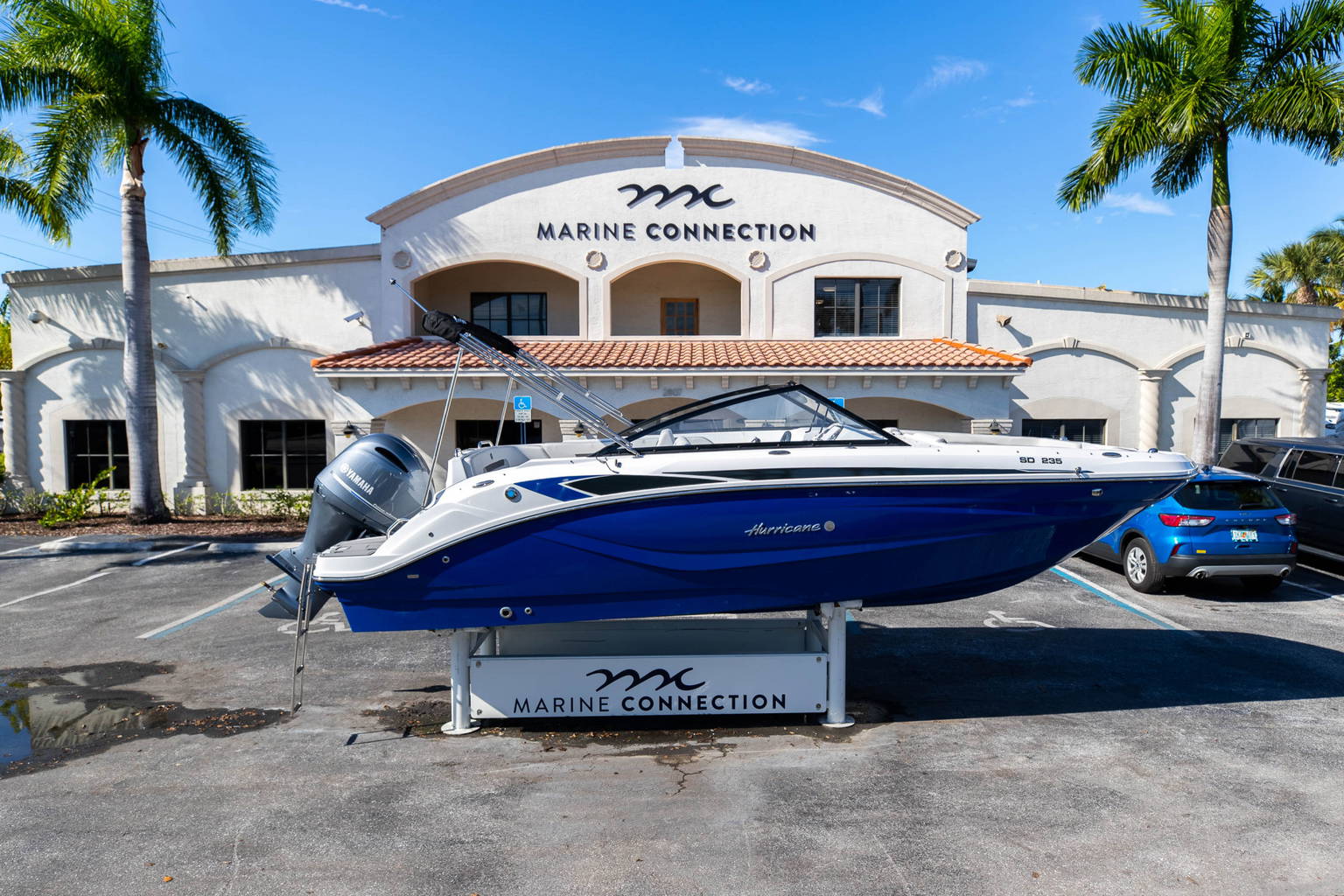 New 2023 Hurricane SunDeck 235 OB #0505 image 2