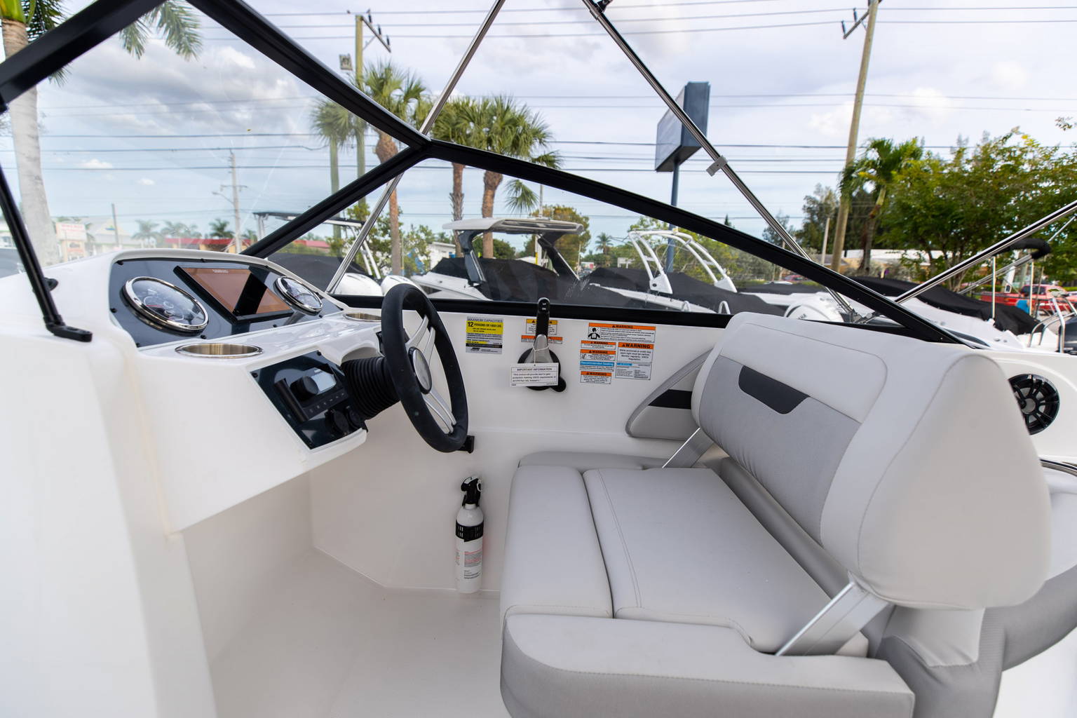 New 2023 Hurricane SunDeck 235 OB #0505 image 20