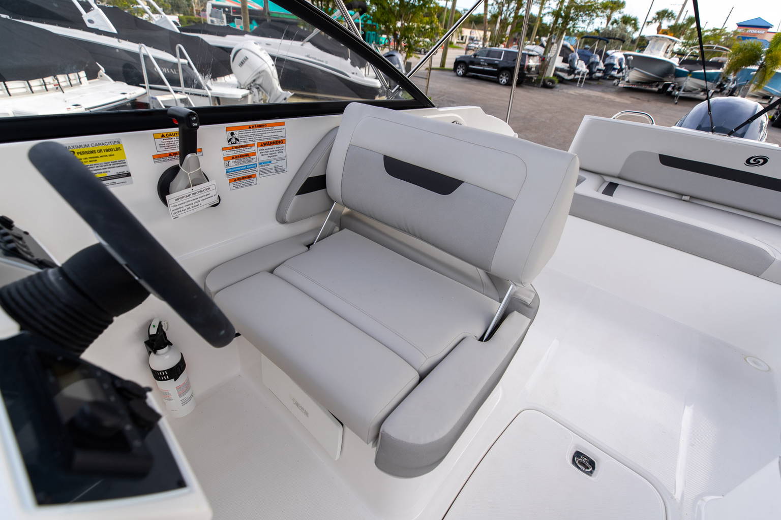 New 2023 Hurricane SunDeck 235 OB #0505 image 25
