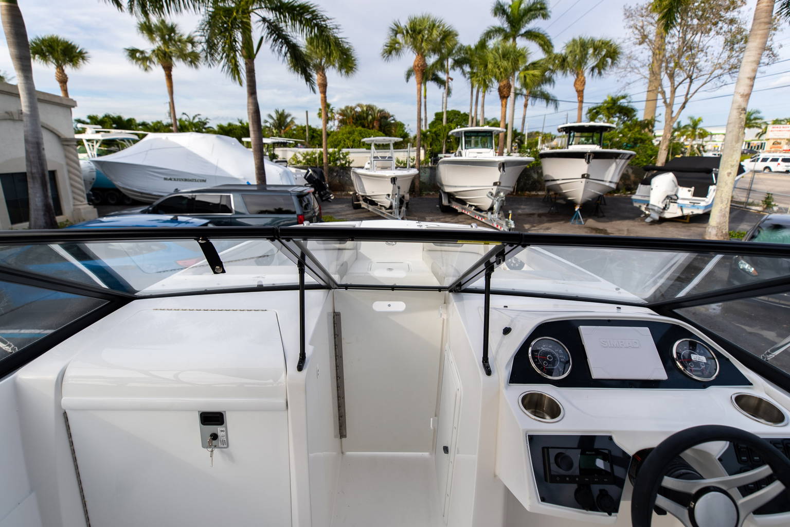 New 2023 Hurricane SunDeck 235 OB #0505 image 29