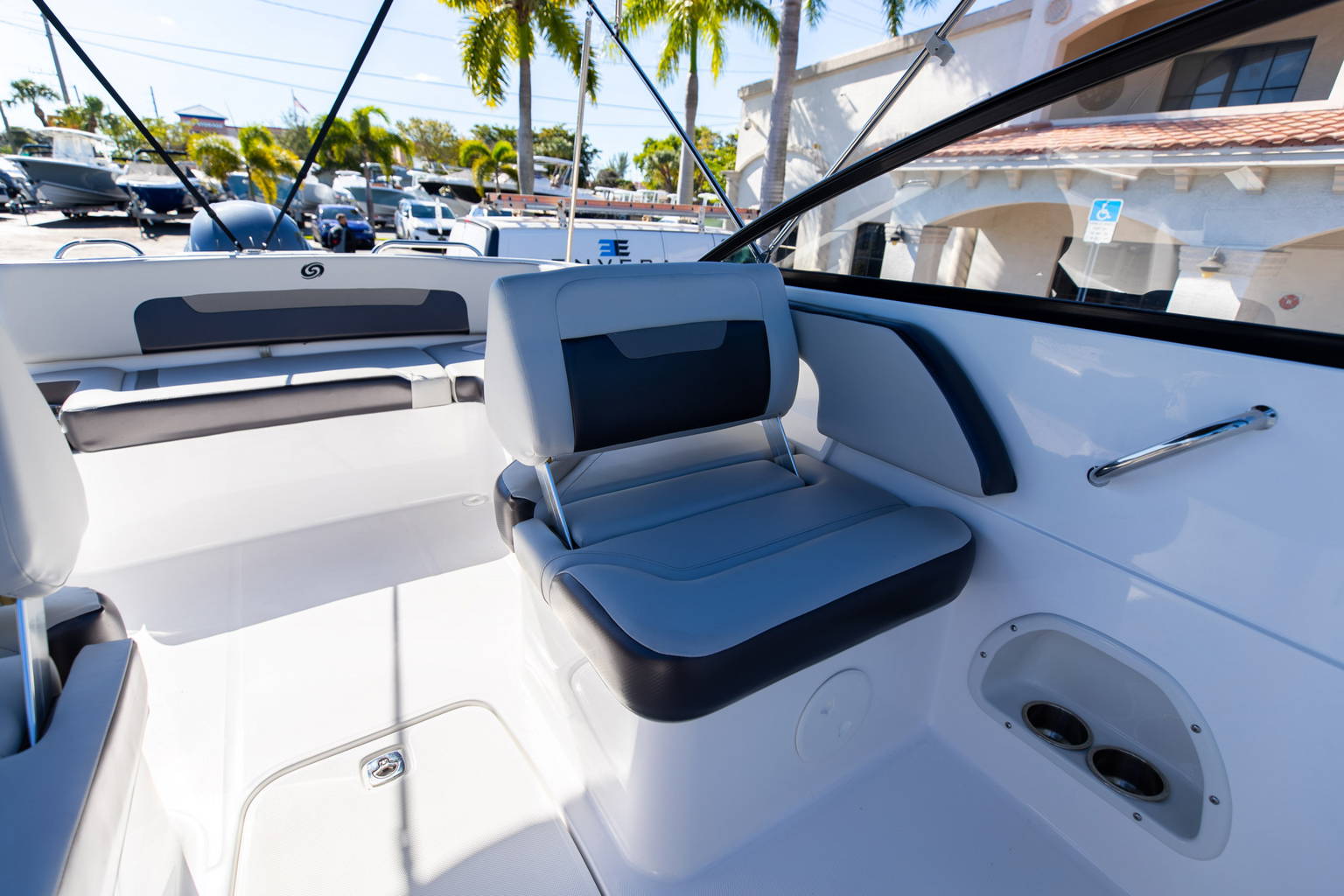 New 2023 Hurricane SunDeck OB SD 235 OB #9620 image 28