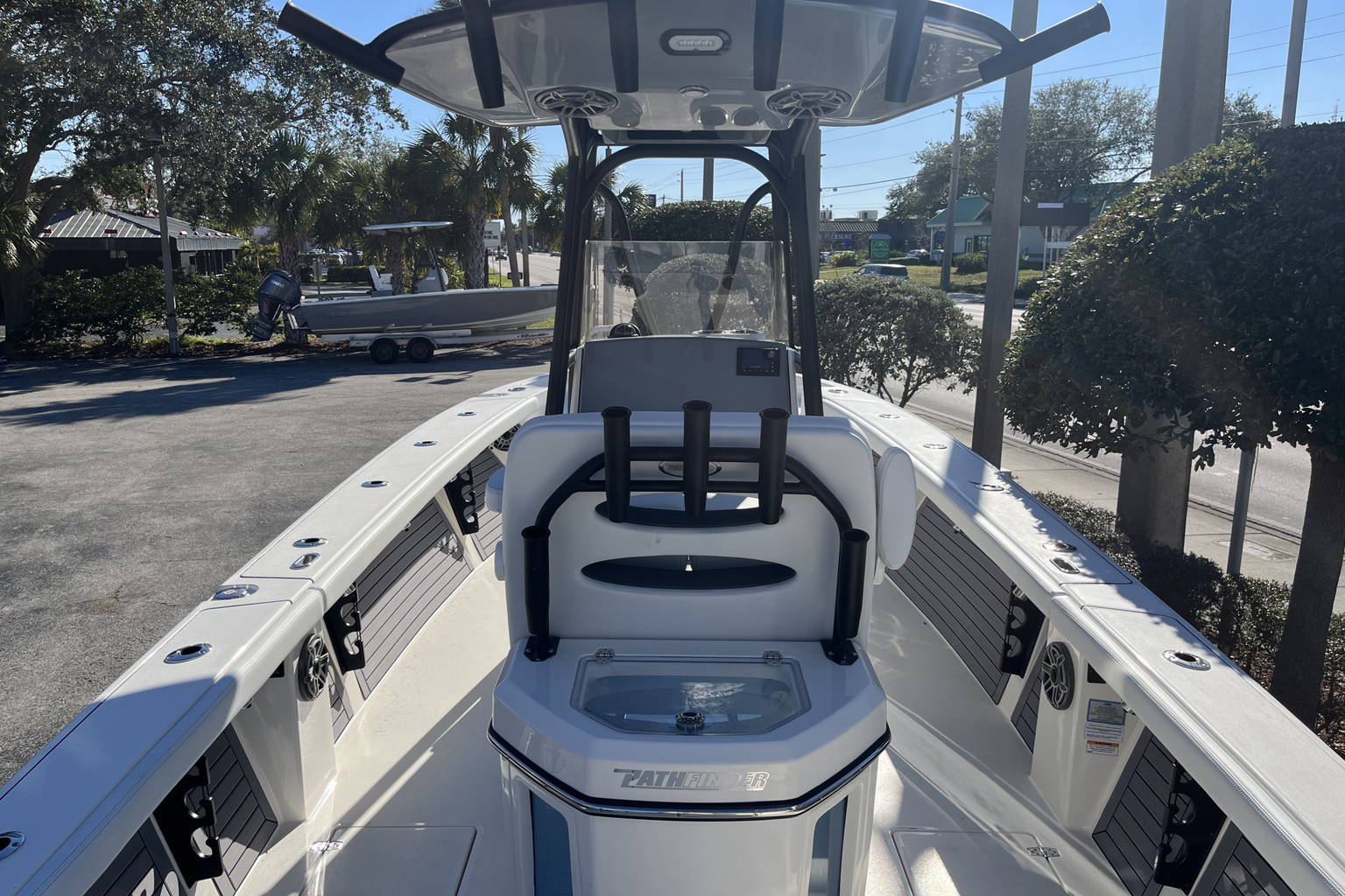 New 2023 Pathfinder 2700 Open #F042 image 11