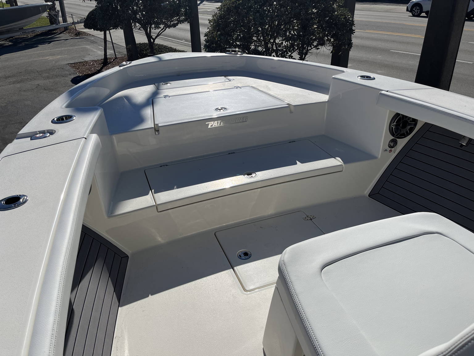 Alternative image of Pathfinder 2700 Open in Fort Lauderdale, FL