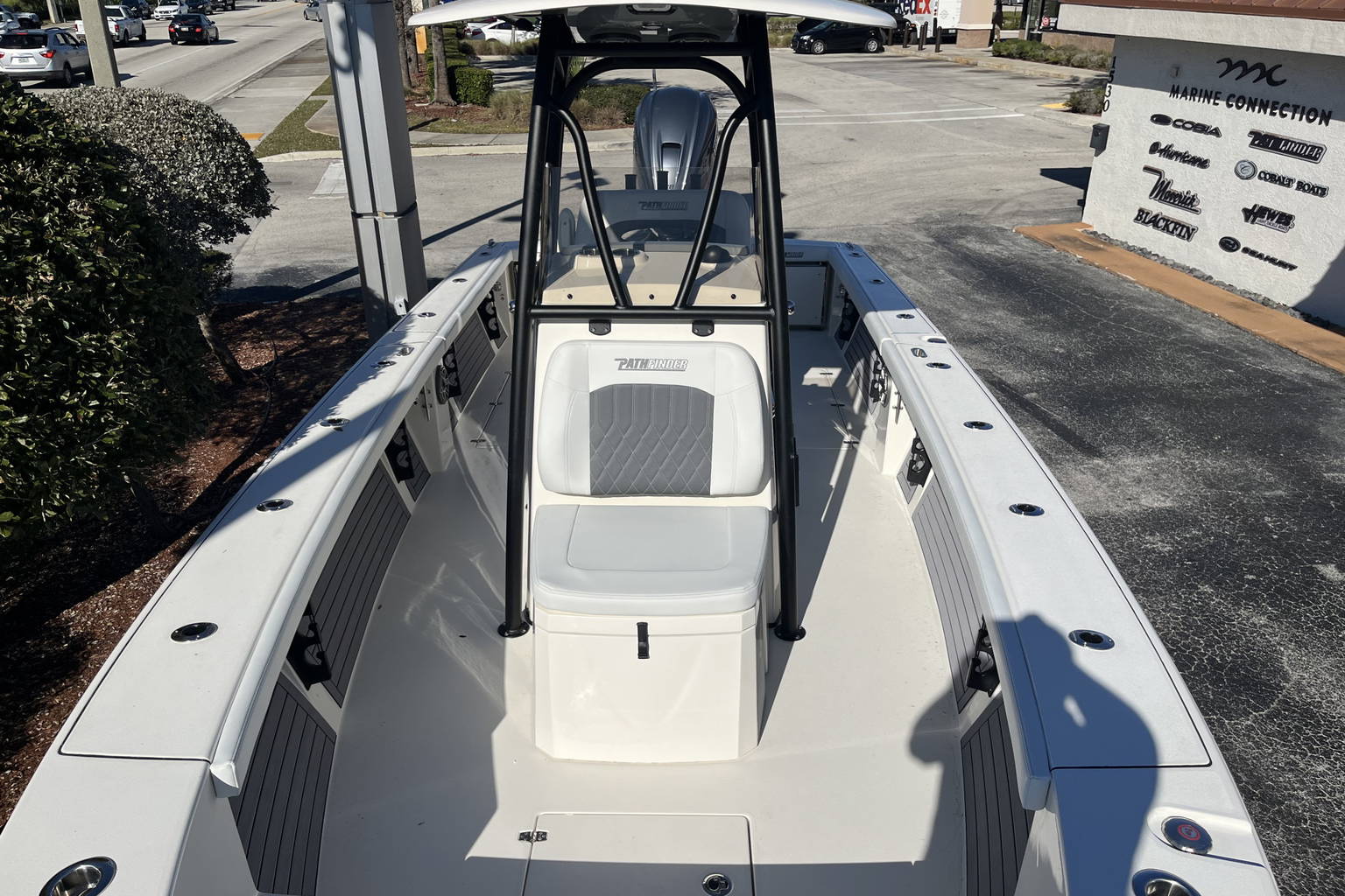 New 2023 Pathfinder 2700 Open #F042 image 16