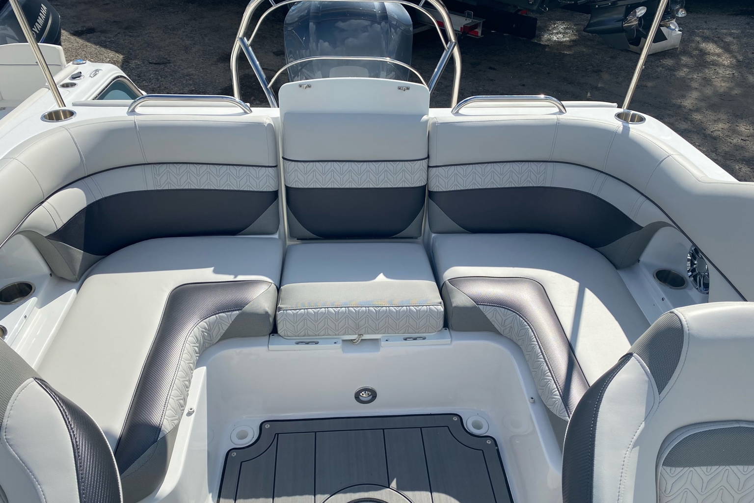 New 2023 Hurricane SunDeck 2486 OB #1874 image 25
