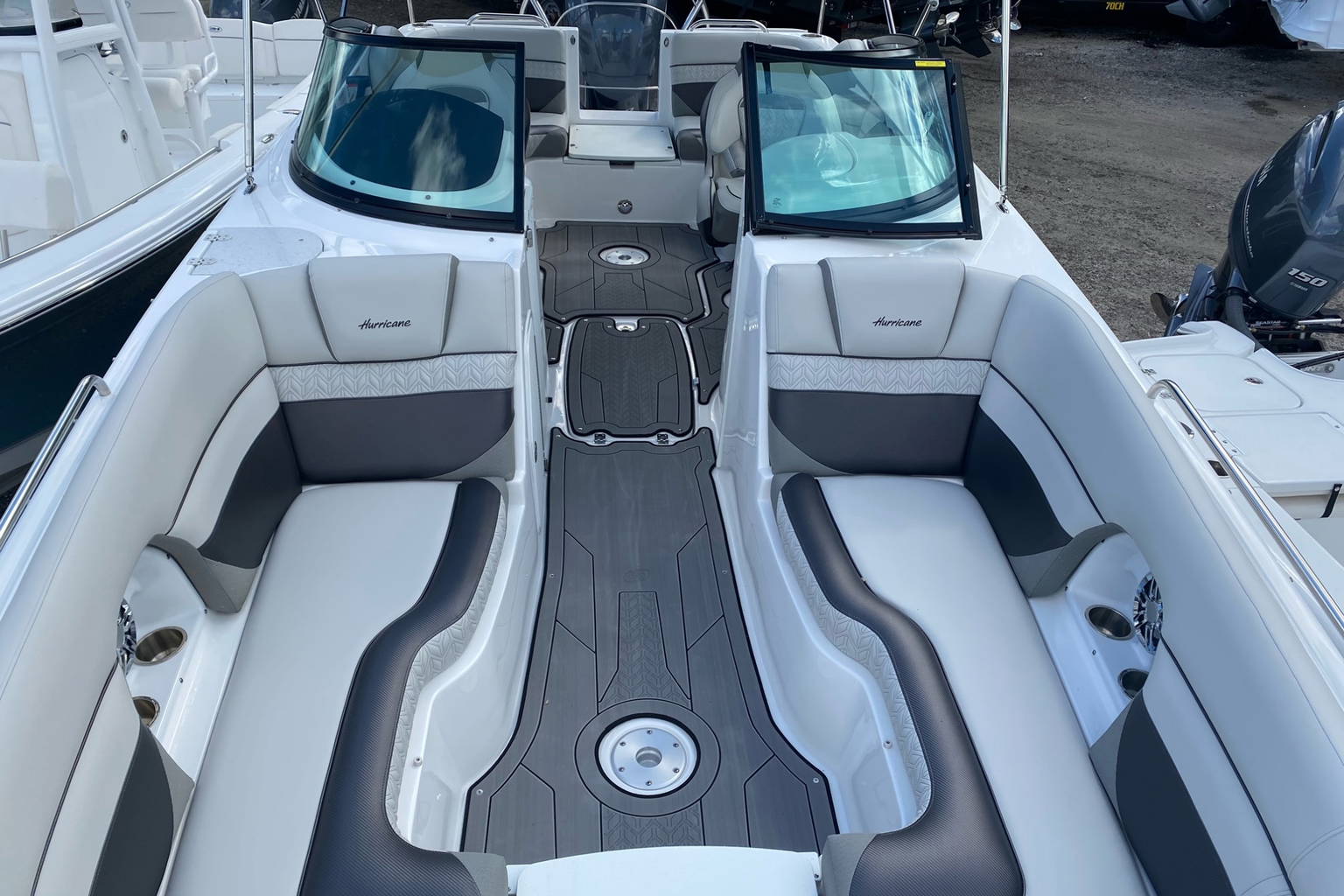 New 2023 Hurricane SunDeck 2486 OB #1874 image 10