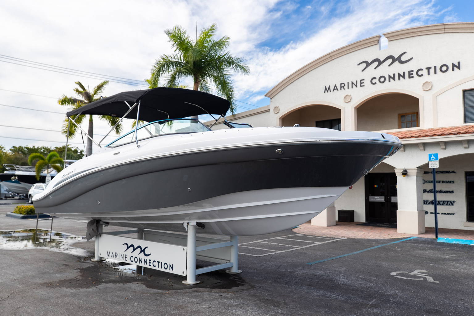 New 2023 Hurricane SunDeck SD 2690 OB #0700 image 3