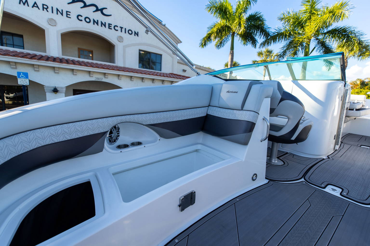 New 2023 Hurricane SunDeck SD 2690 OB #0700 image 13