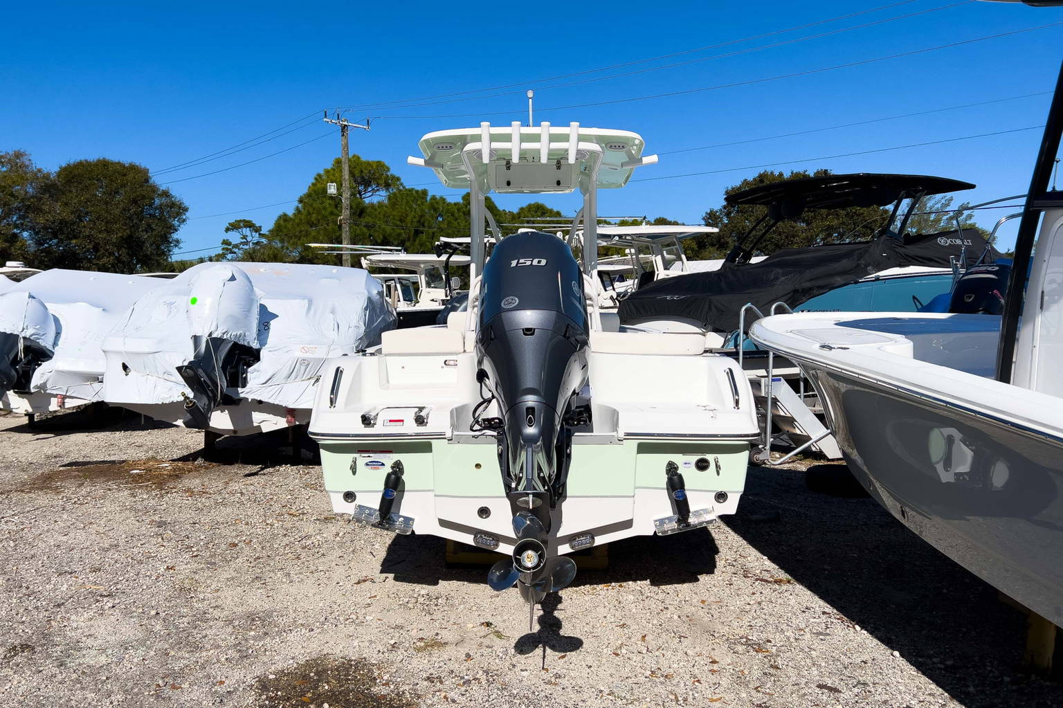 Alternative image of Sea Hunt Ultra 219 in West Palm Beach, FL