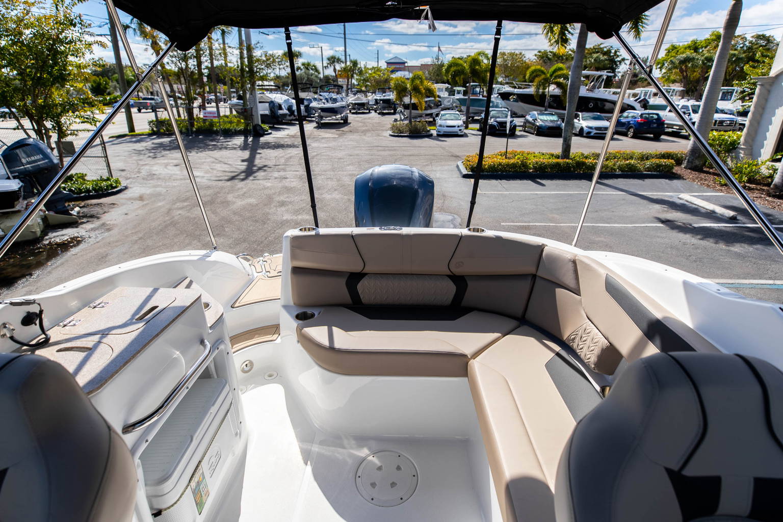 New 2023 Hurricane SunDeck 2400 OB #1867 image 13