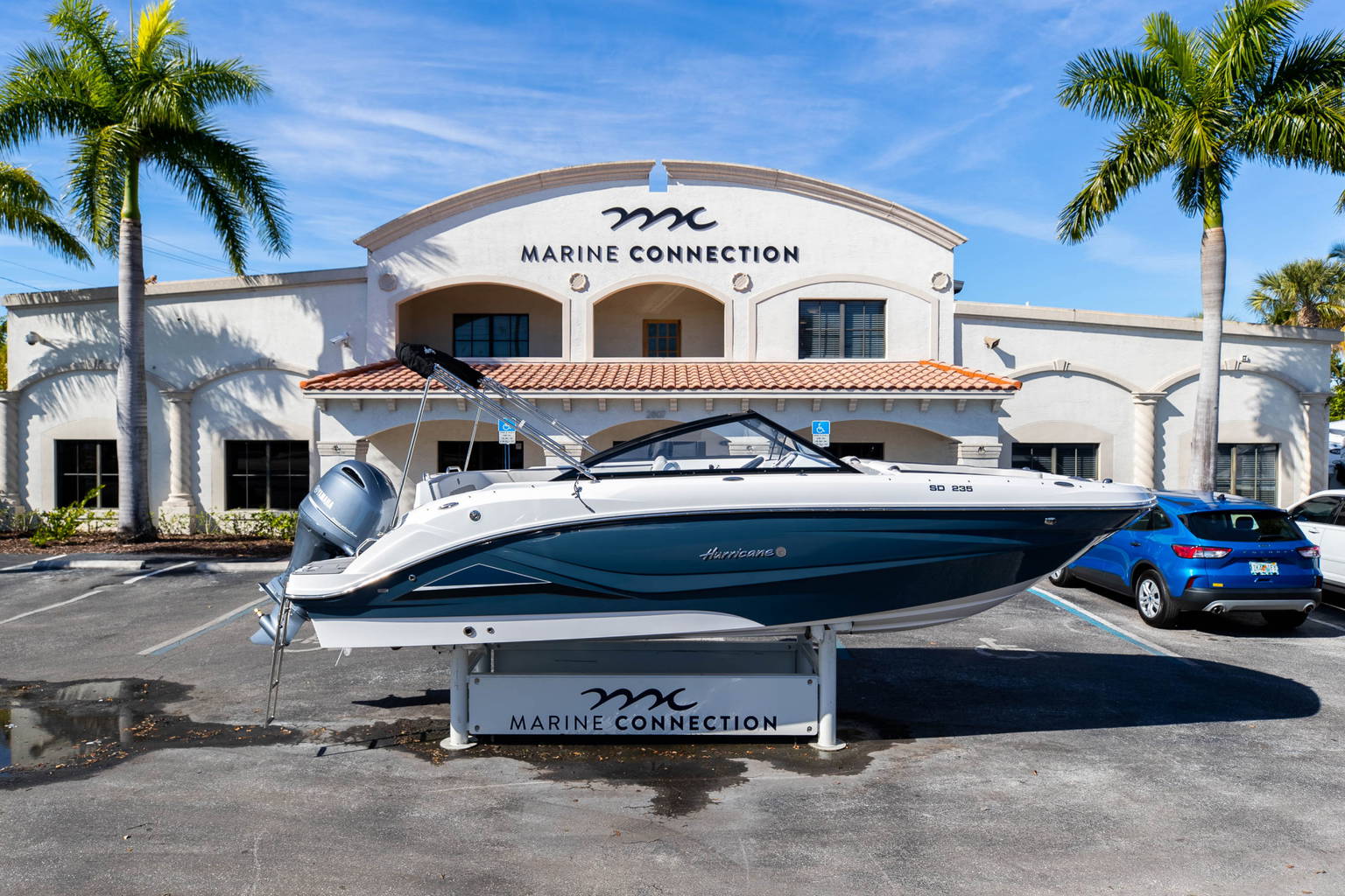 New 2023 Hurricane SunDeck OB SD 235 OB #9692 image 2