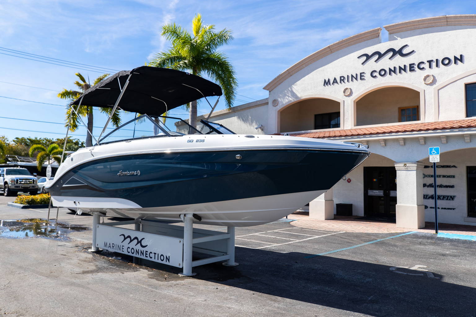 New 2023 Hurricane SunDeck OB SD 235 OB #9692 image 3