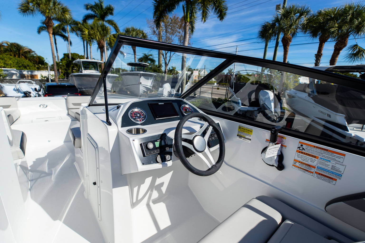 New 2023 Hurricane SunDeck OB SD 235 OB #9692 image 19