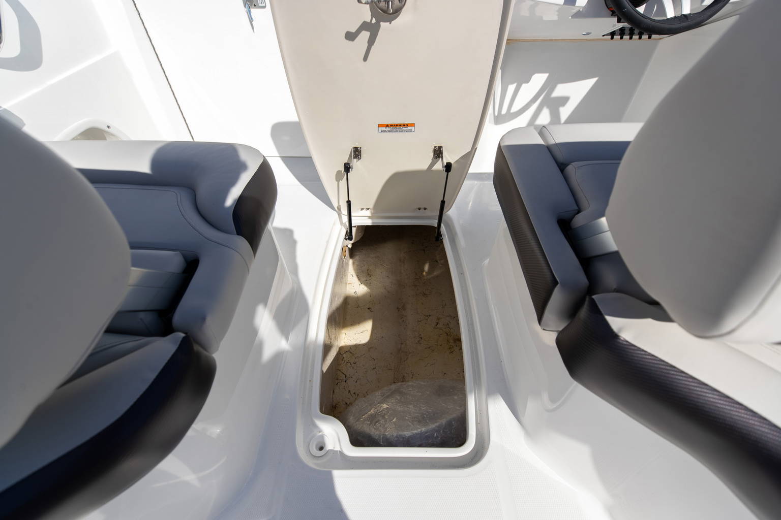 New 2023 Hurricane SunDeck OB SD 235 OB #9692 image 26