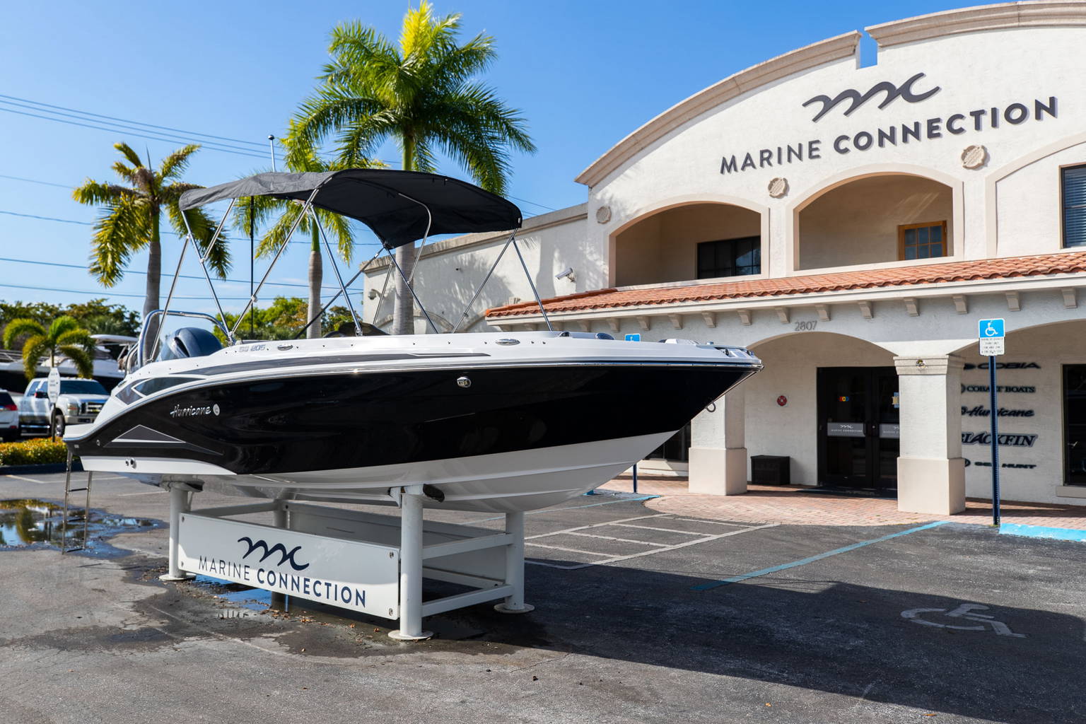 New 2023 Hurricane SunDeck Sport OB SS 205 OB #9118 image 2