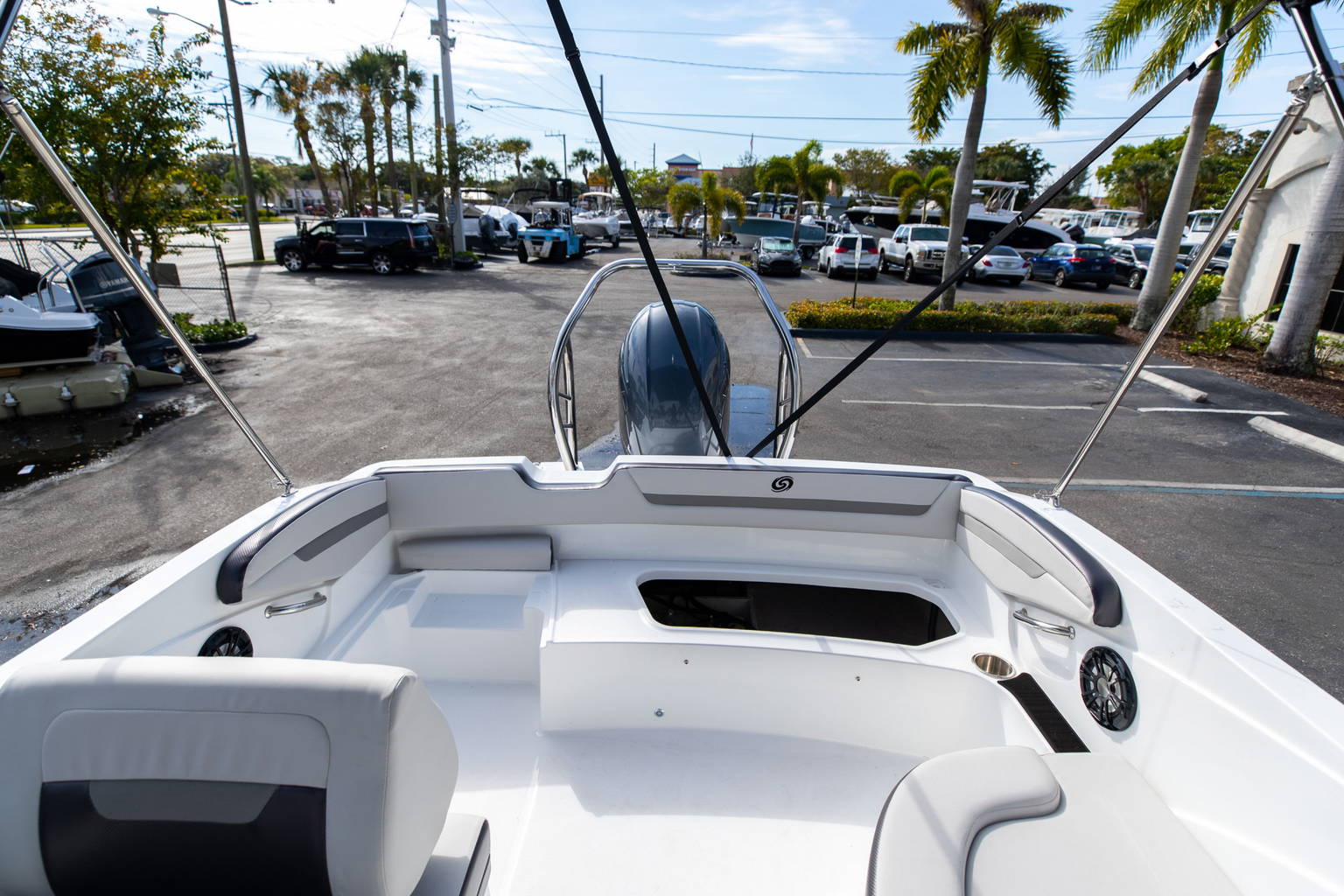 New 2023 Hurricane SunDeck Sport OB SS 205 OB #9118 image 15