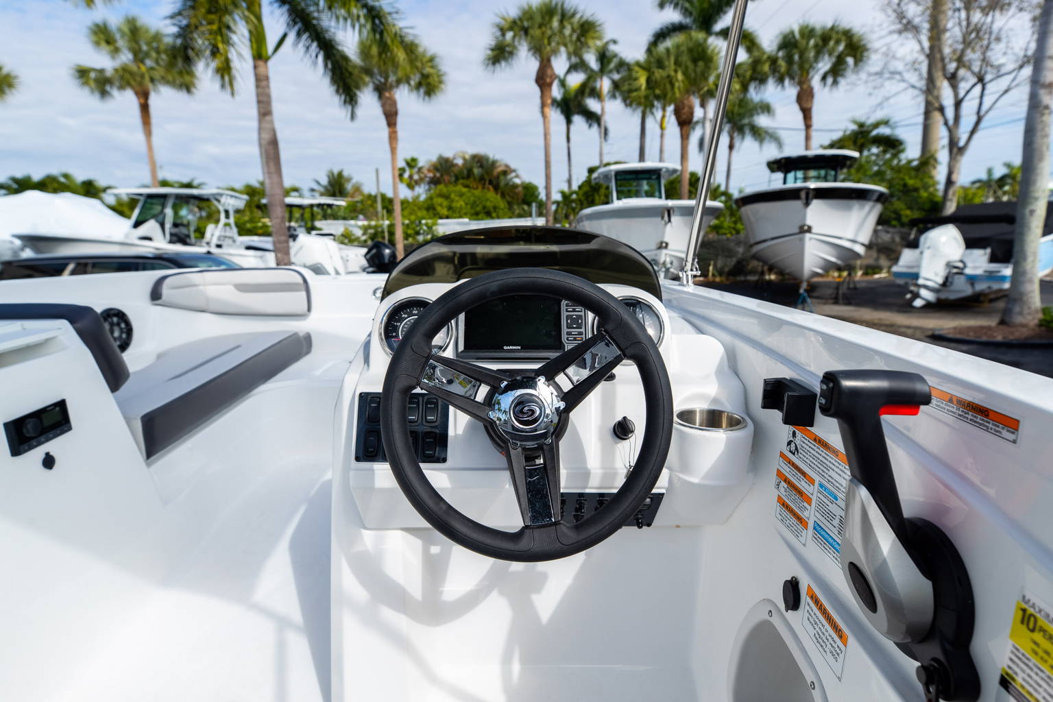 New 2023 Hurricane SunDeck Sport OB SS 205 OB #9118 image 16
