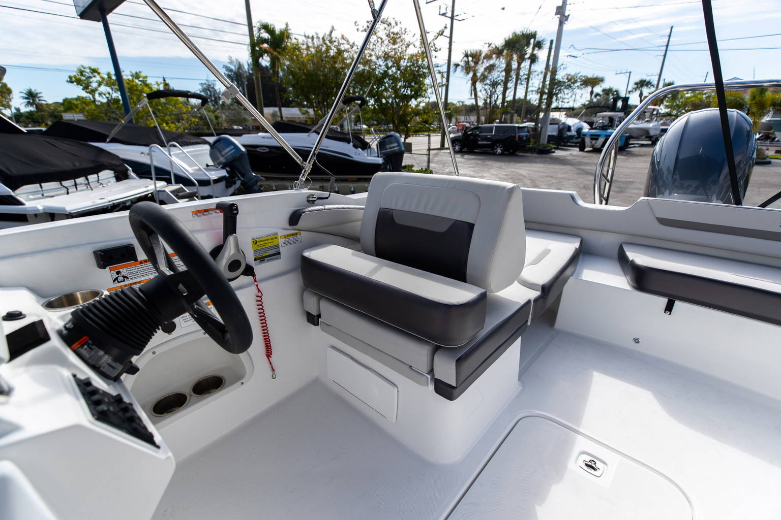 New 2023 Hurricane SunDeck Sport OB SS 205 OB #9118 image 22