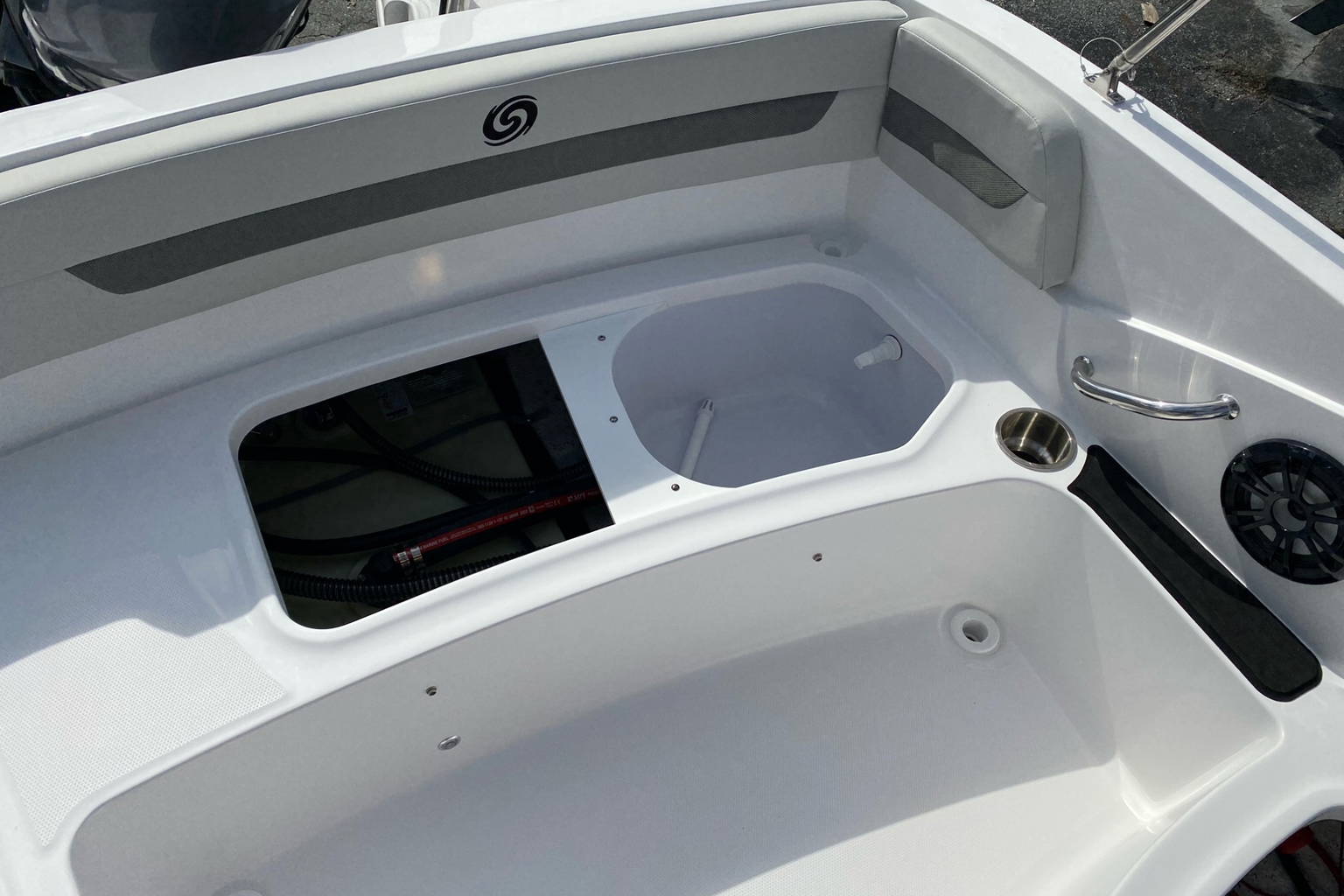 New 2023 Hurricane SunDeck Sport 185 OB #2069 image 19