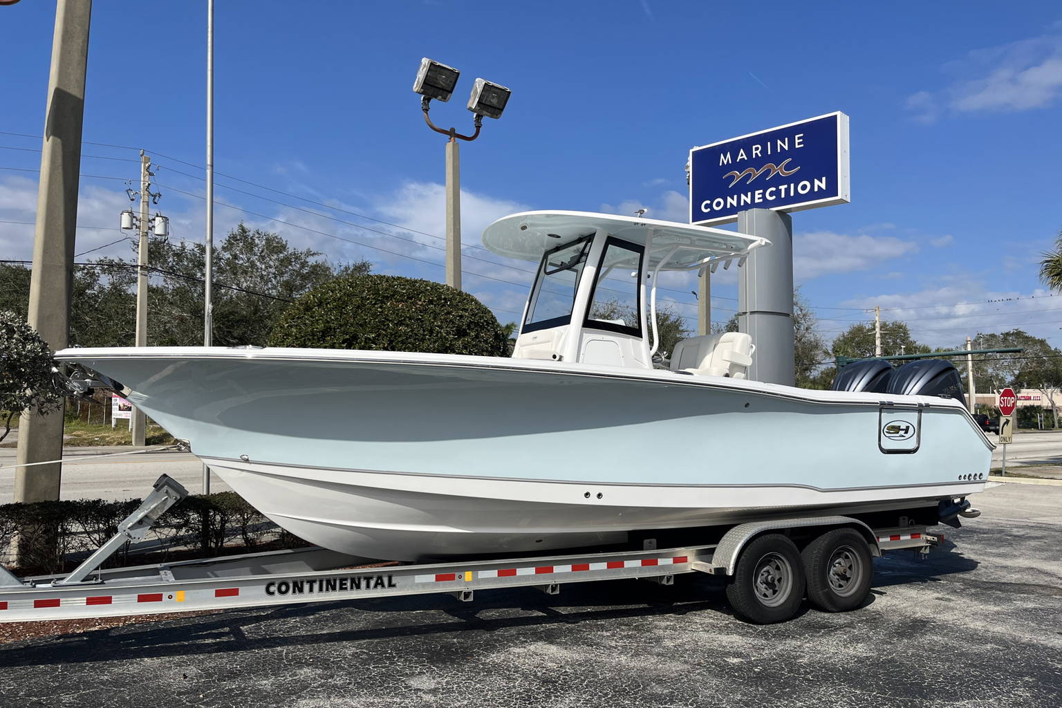 New 2023 Sea Hunt Gamefish 27 CB #0265 image 1