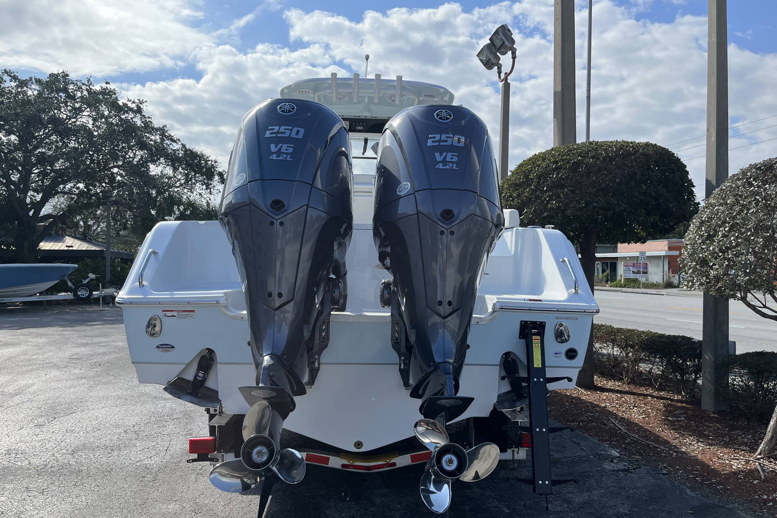New 2023 Sea Hunt Gamefish 27 CB #0265 image 5