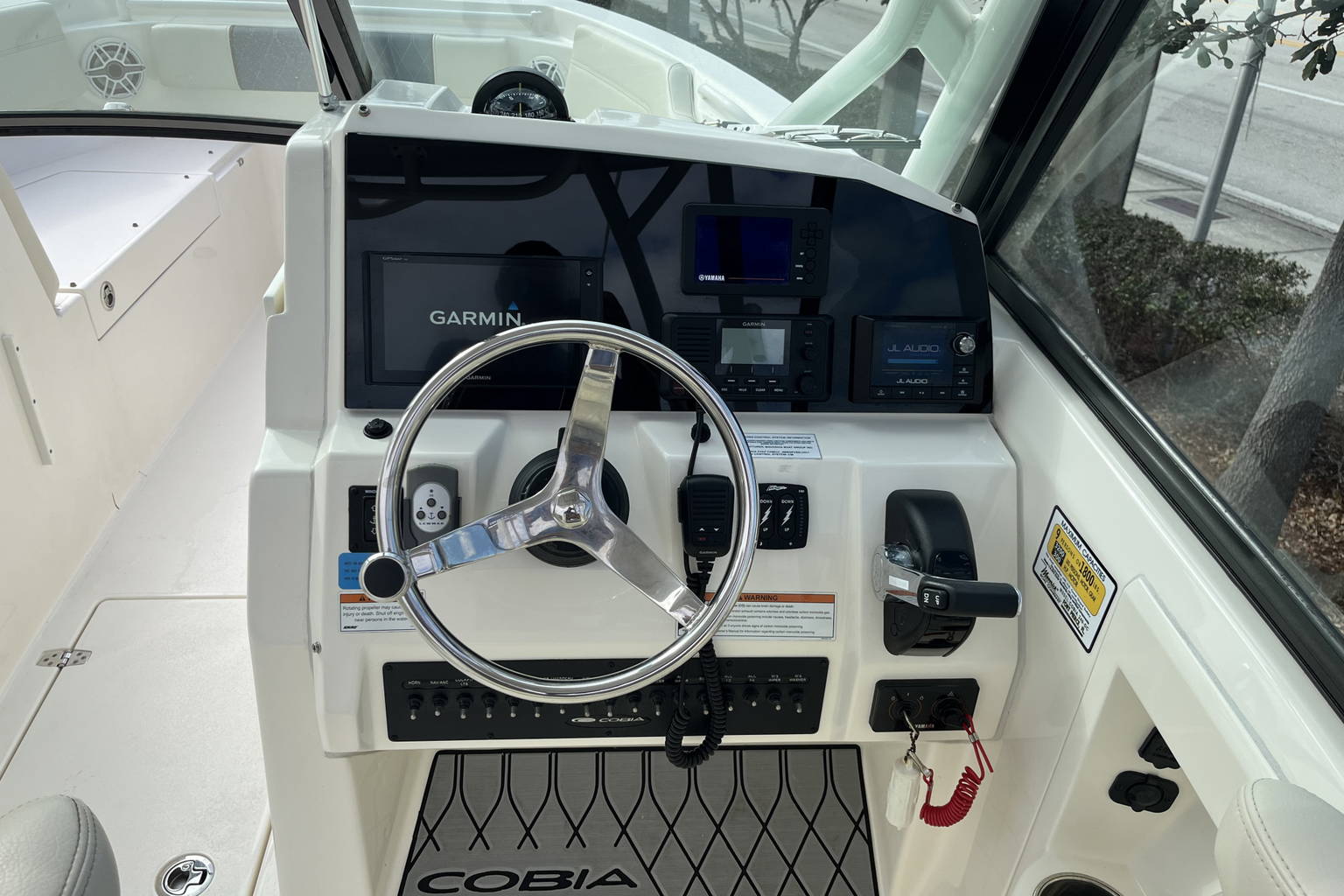 Used 2020 Cobia 240 DC #E013 image 9