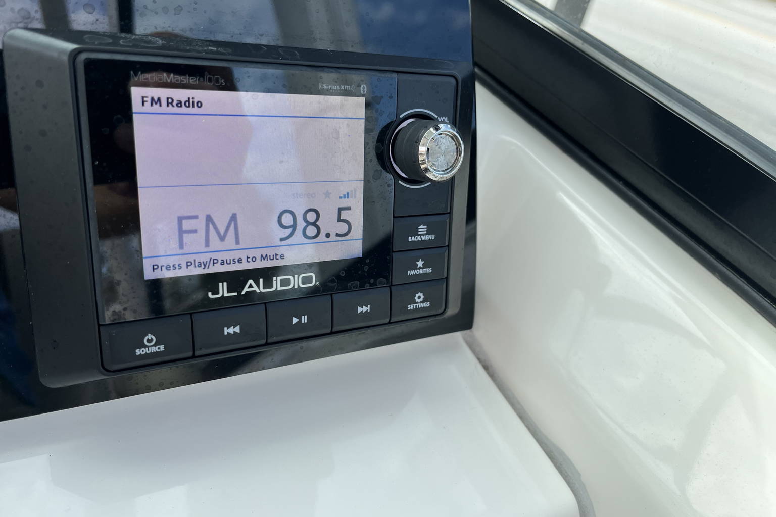 Used 2020 Cobia 240 DC #E013 image 12