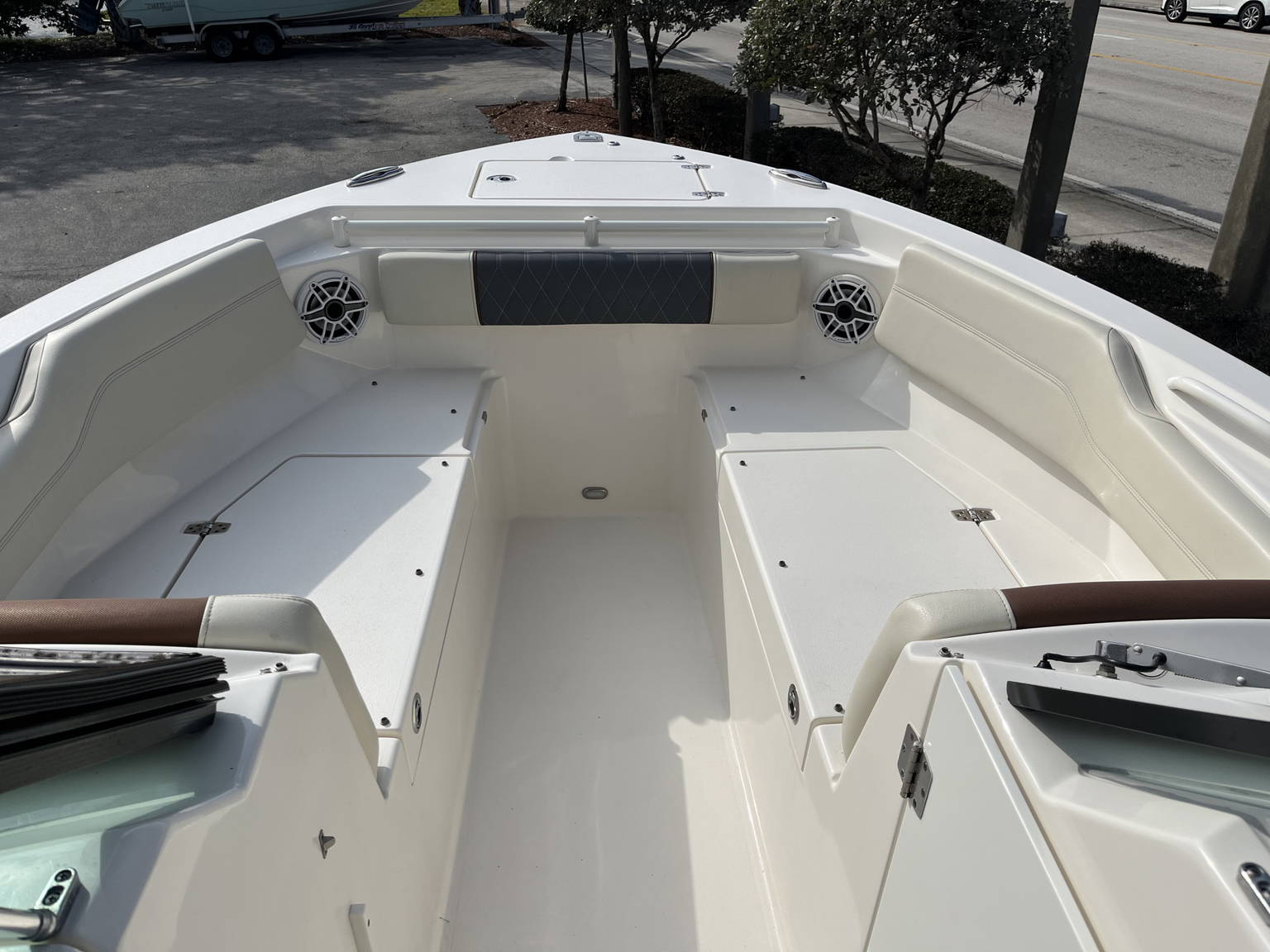 Alternative image of Cobia 240 DC in Vero Beach, FL