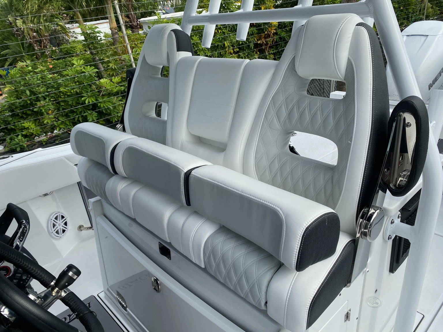 Alternative image of Blackfin 332CC in West Palm Beach, FL