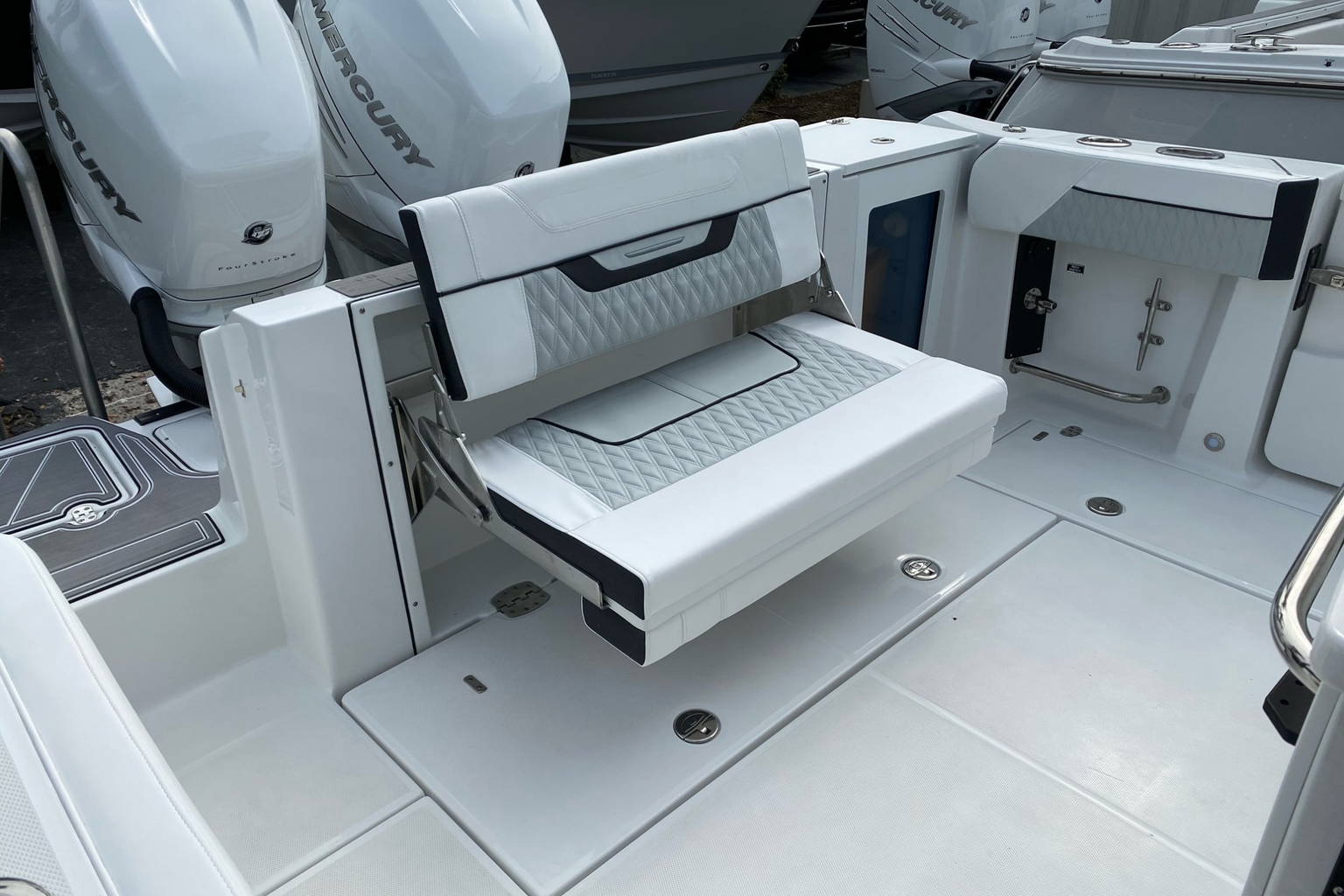 New 2023 Blackfin 332CC #C253 image 7