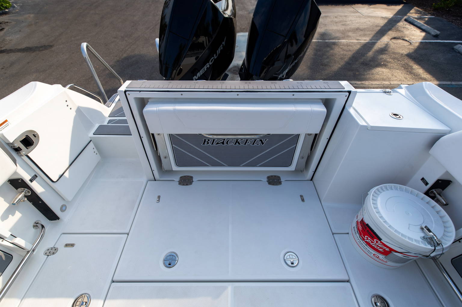 Alternative image of Blackfin 252CC in Miami, FL