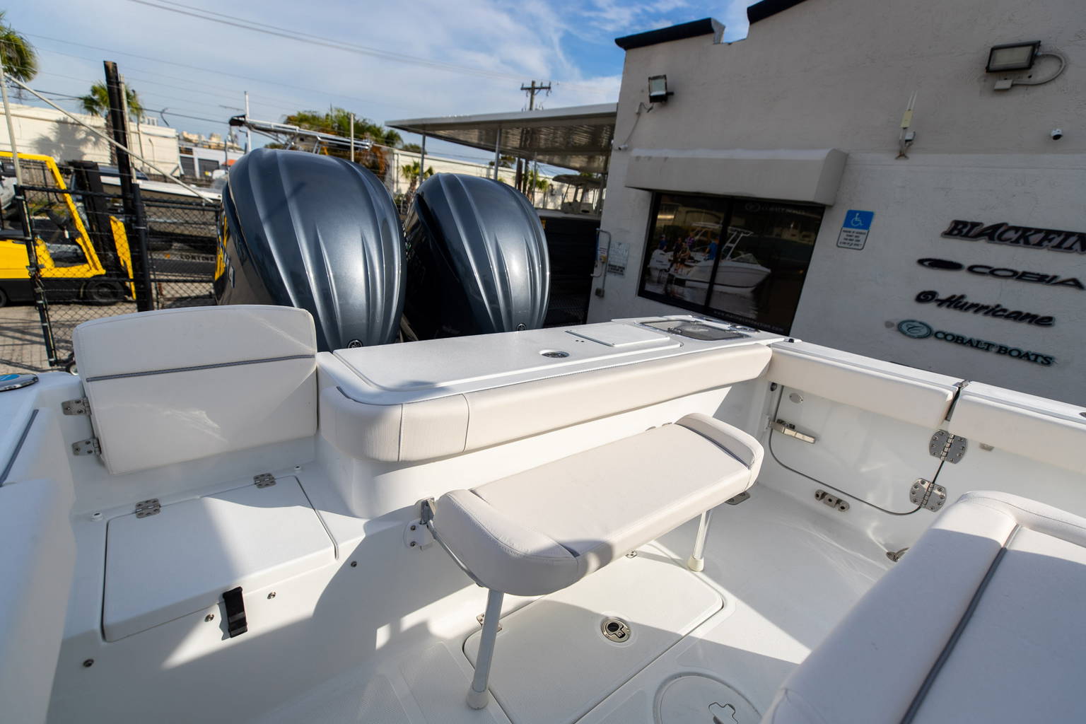 New 2023 Sea Hunt Gamefish 27 FS #0493 image 11