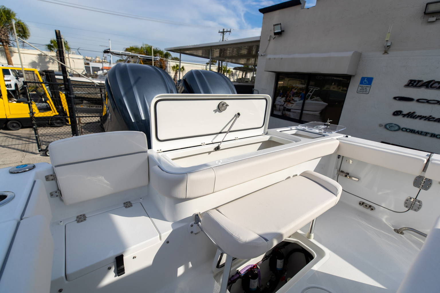 New 2023 Sea Hunt Gamefish 27 FS #0493 image 12