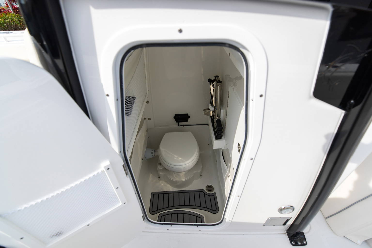 New 2023 Sea Hunt Gamefish 27 FS #0493 image 40