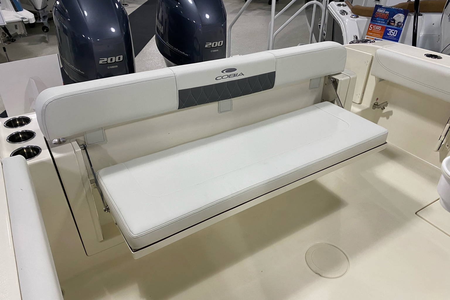 New 2023 Cobia 280 CC #D051 image 3