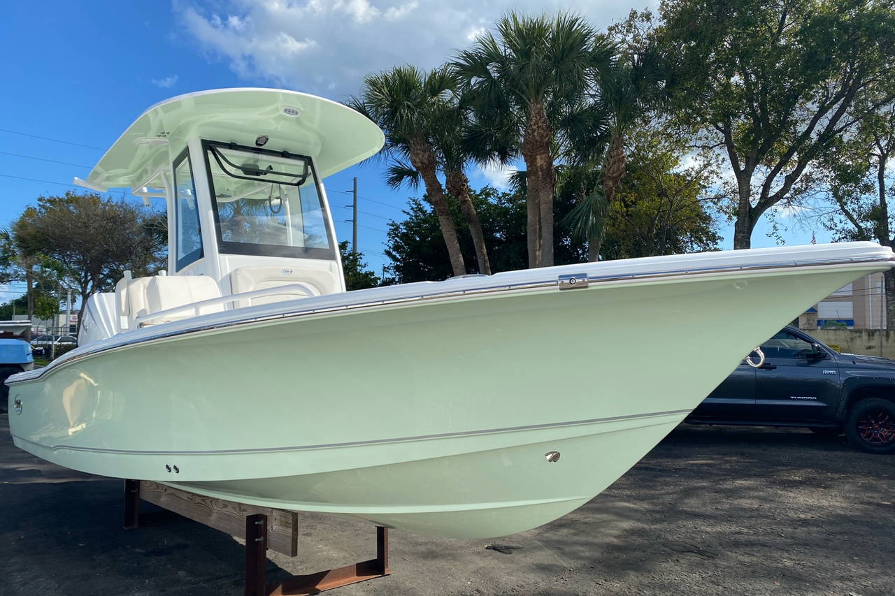Main image of Sea Hunt BX 25 FS in Vero Beach, FL
