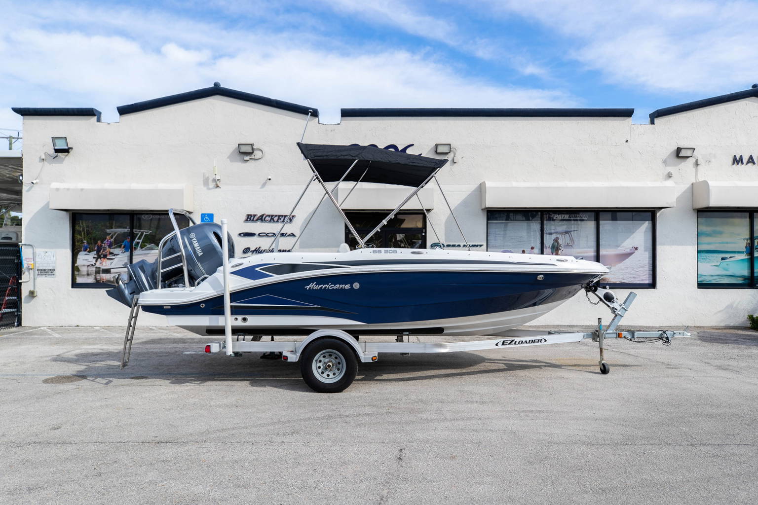 New 2023 Hurricane SunDeck Sport OB SS 205 OB #8879 image 1