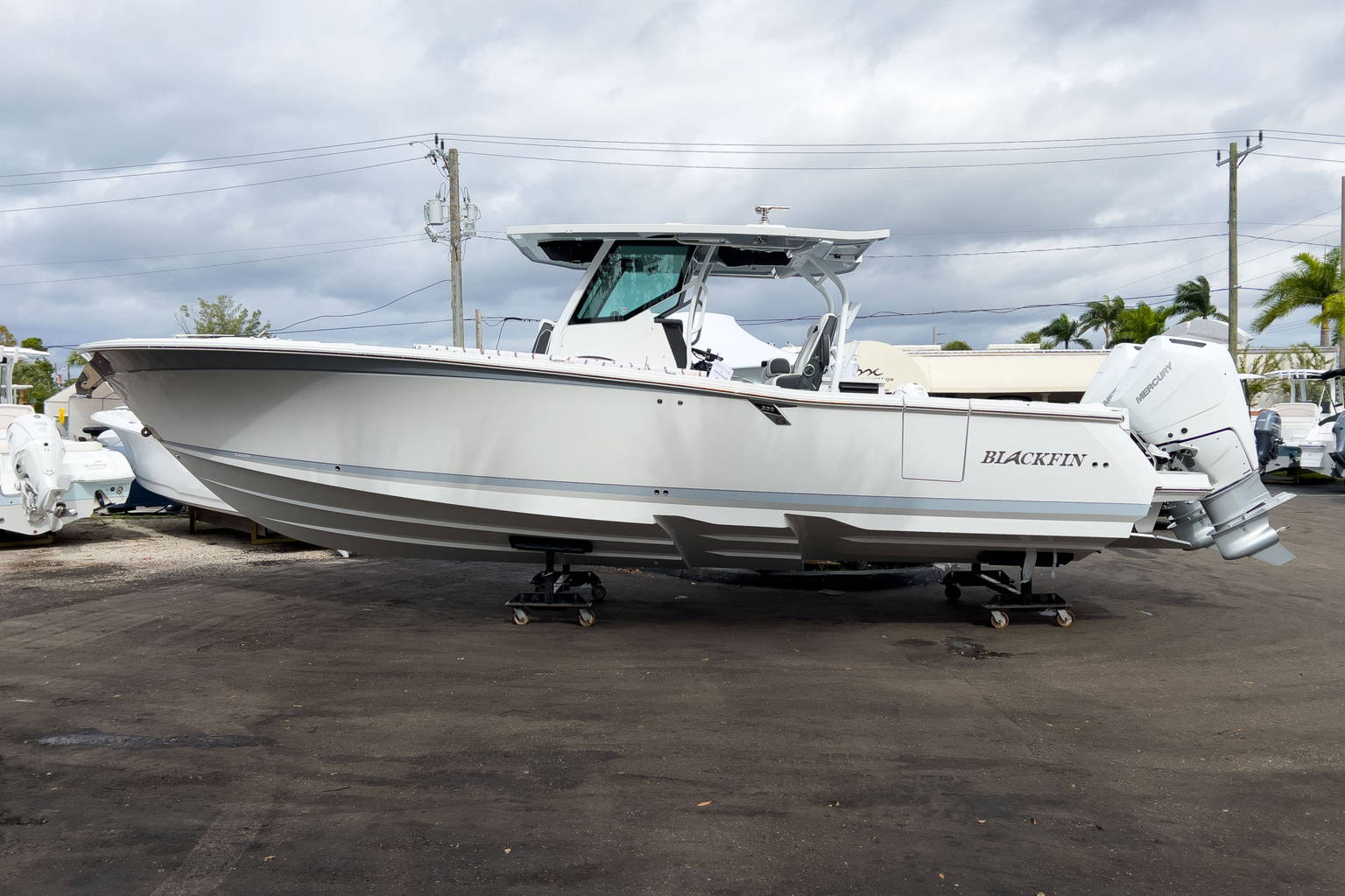 New 2023 Blackfin 332CC #C255 image 1