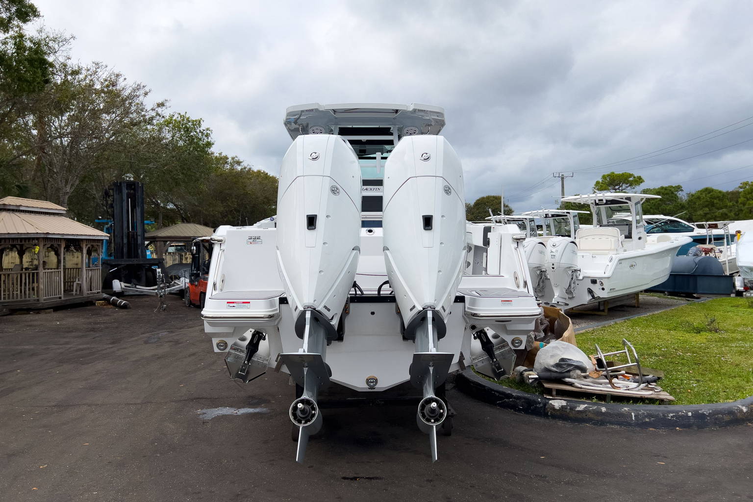 New 2023 Blackfin 332CC #C255 image 3