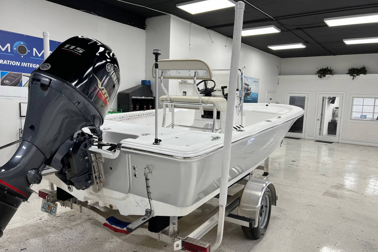 Used 2018 Sportsman 20 Island Bay #B450 image 4