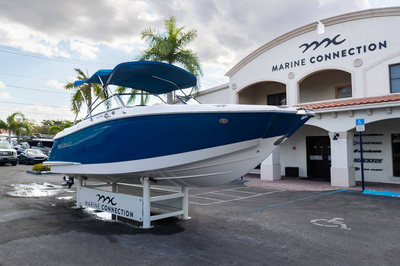 Used 2018 Cobalt 25SC #5037 image 2