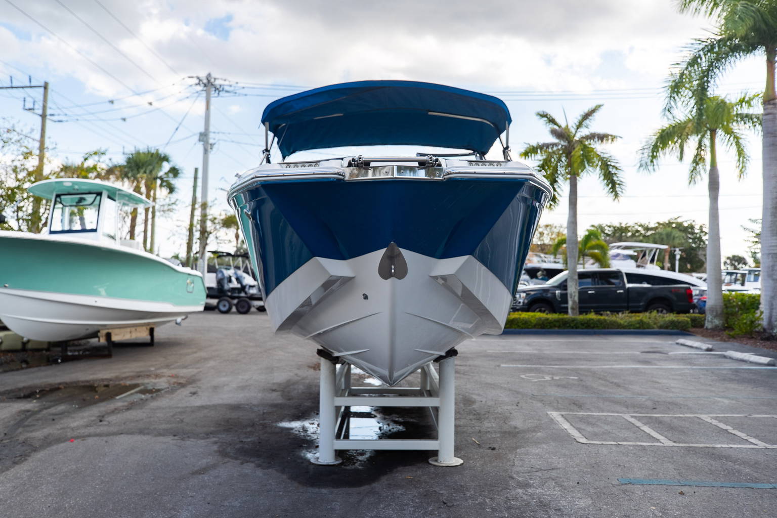 Used 2018 Cobalt 25SC #5037 image 4