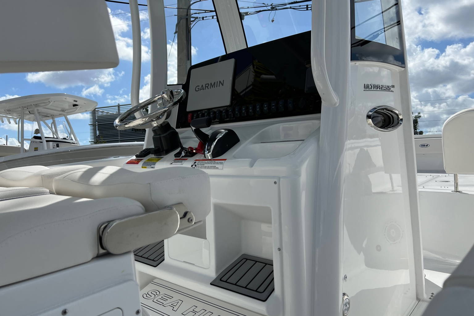 New 2023 Sea Hunt Ultra 255 SE #0353 image 7