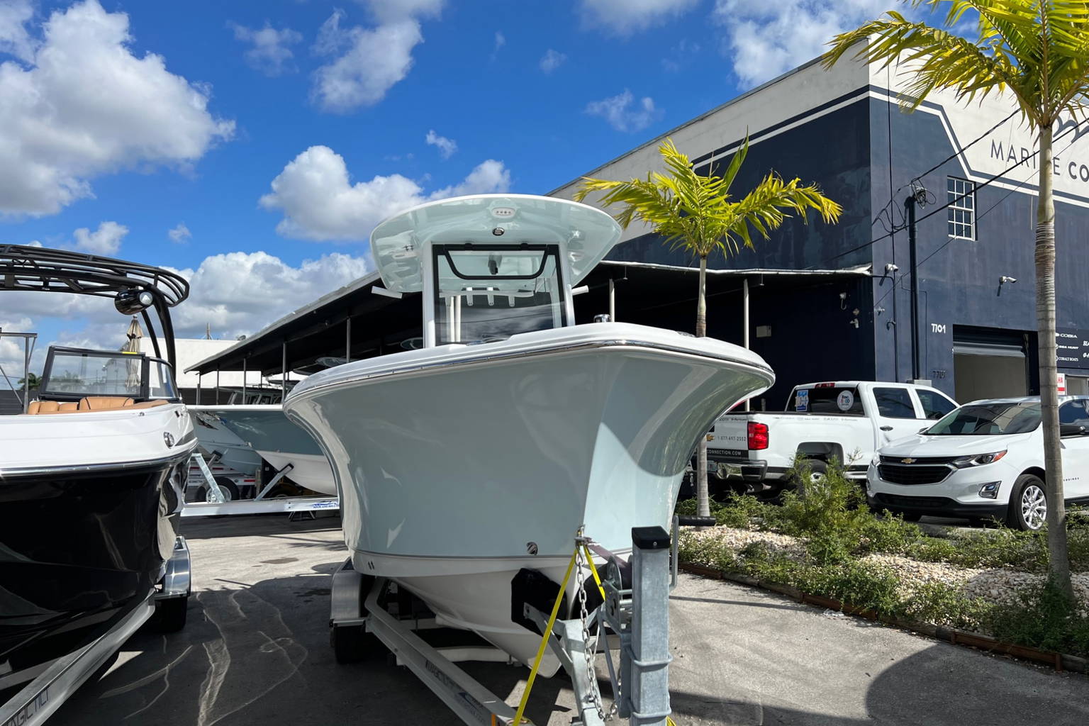 New 2023 Sea Hunt Ultra 255 SE #0353 image 4